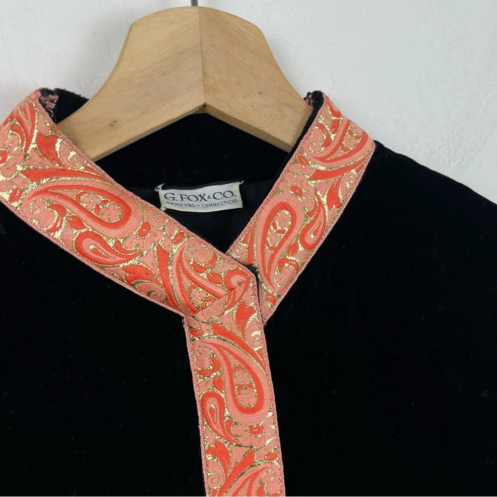 Vtg 60s G. Fox & CO‎ Lounge Wear Caftan Robe Black Orange Gold Velour Zip Sz S/M
